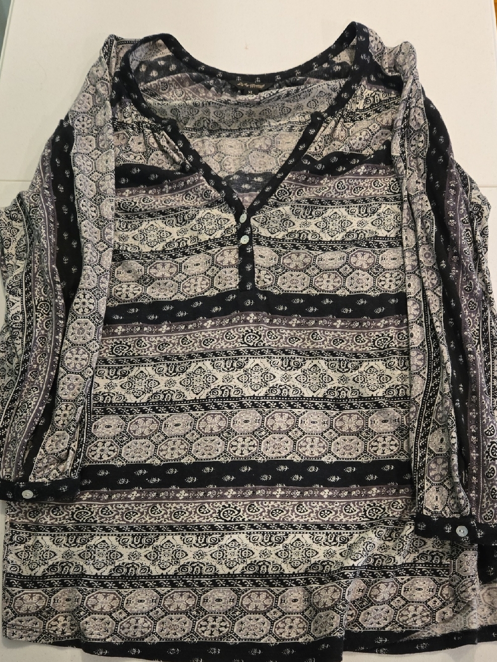 Lucky Brand Black and Cream Patterned 3/4 Sleeve Top